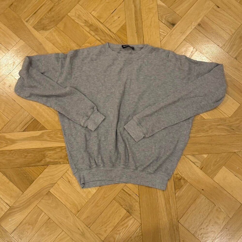 Brandy Melville Women's Grey Sweatshirt